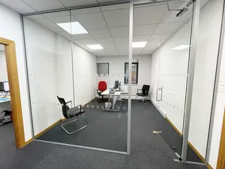 aluminium and glas office renovation - Office Renovation